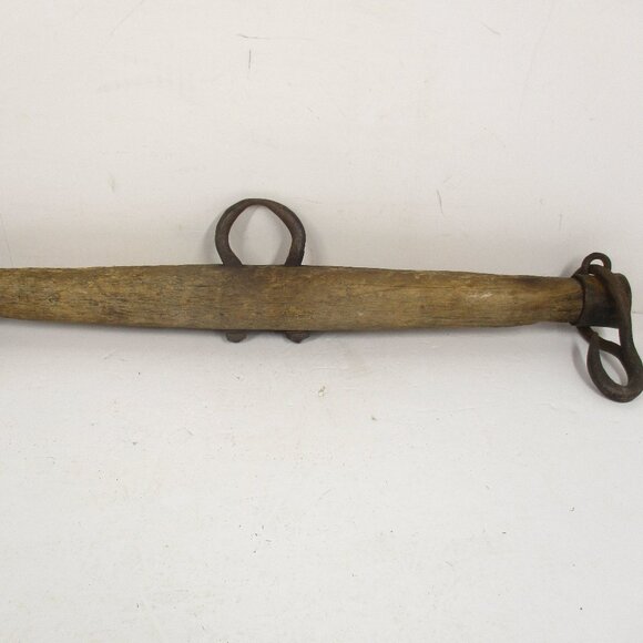 Antique 23” Single Tree Yoke Horse Ox Mule Wooden Harness W/Iron Hooks, Farm - Picture 2 of 10